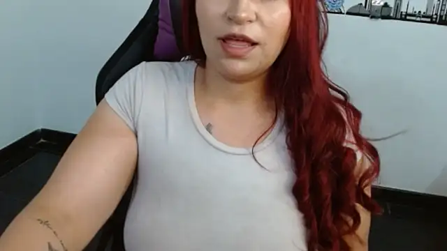 Snapshot of cata__gutierrez_ chatting on 10, 2, 2025 cata  gutierrez  online show from 10, 2, 2025