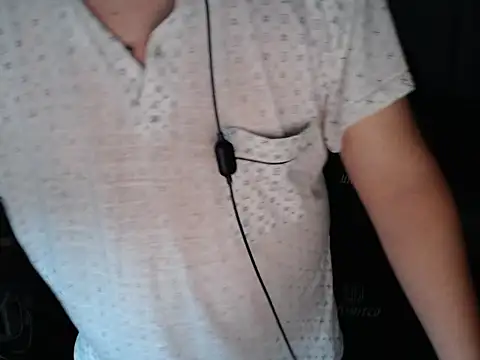 thealfawolf01 online show from 5, 10, 2025