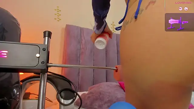 Megan Thompsonn online show from 26, 3, 2026