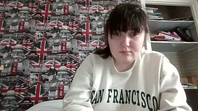 Lynylou online show from 3, 10, 2025