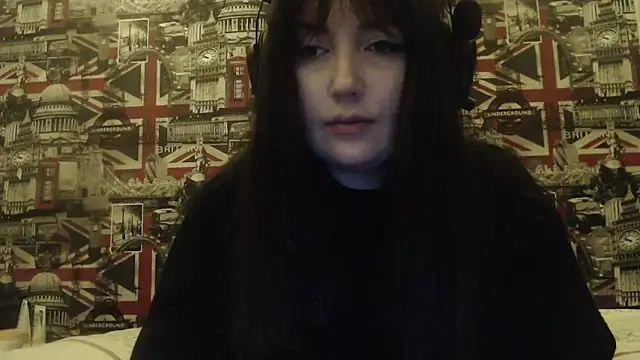 Snapshot of Lynylou chatting on 12, 2, 2026 Lynylou online show from 12, 2, 2026