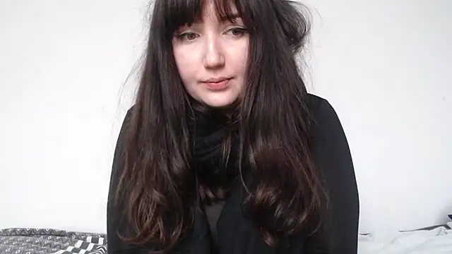 Snapshot of Lynylou chatting on 7, 3, 2026 Lynylou online show from 7, 3, 2026