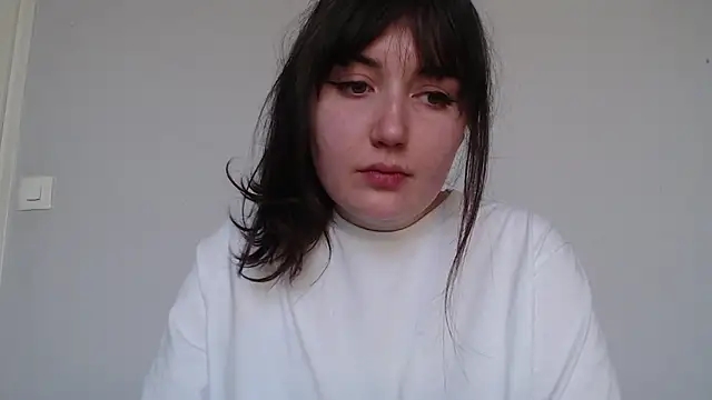 Snapshot of Lynylou chatting on 18, 3, 2026 Lynylou online show from 18, 3, 2026