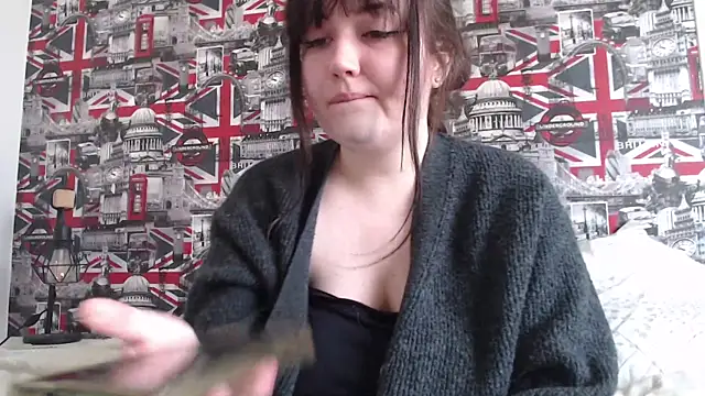 Snapshot of Lynylou chatting on 22, 3, 2026 Lynylou online show from 22, 3, 2026