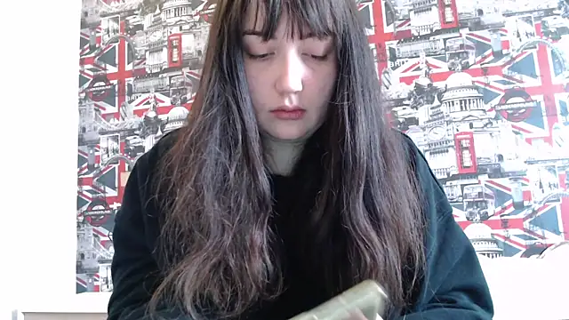 Snapshot of Lynylou chatting on 29, 3, 2026 Lynylou online show from 29, 3, 2026