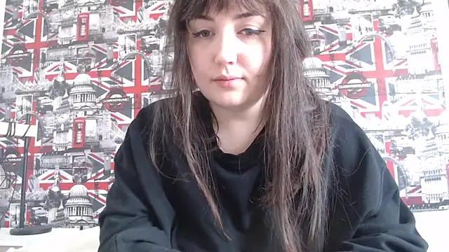 Snapshot of Lynylou chatting on 13, 4, 2026 Lynylou online show from 13, 4, 2026