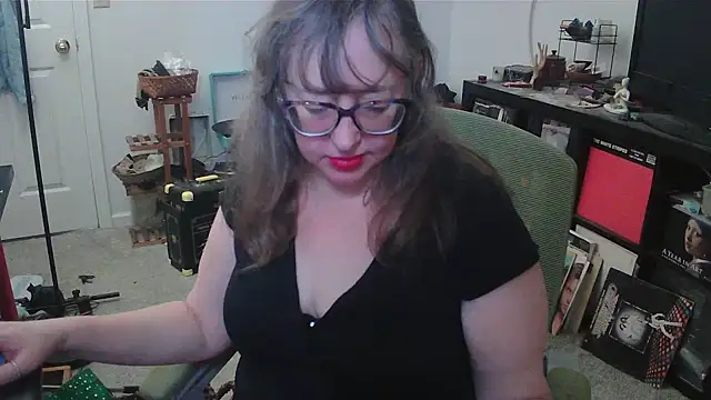 LilyLuscious online show from 18, 10, 2025