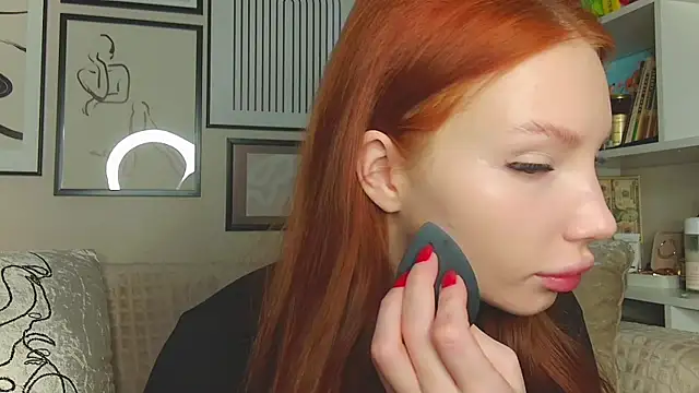 JudyWalkerr online show from 19, 3, 2025