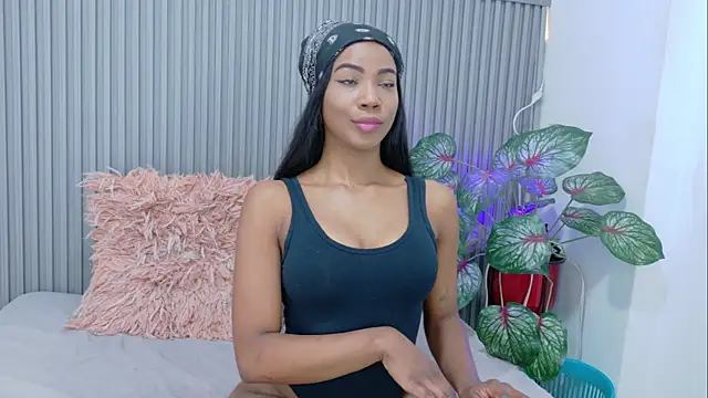 Snapshot of paula__cruzz chatting on 23, 4, 2026 paula cruzz online show from 23, 4, 2026