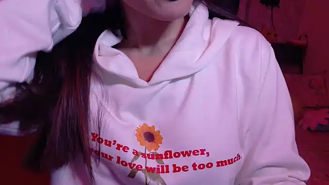 MidnightFlame online show from 2, 12, 2025