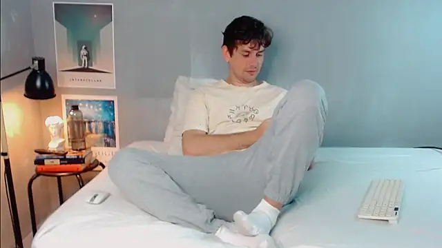 Elio555 online show from 4, 2, 2026