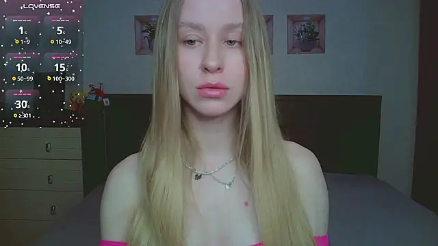 Snapshot of Lily__Devil chatting on 12, 1, 2026 Lily Devil online show from 12, 1, 2026