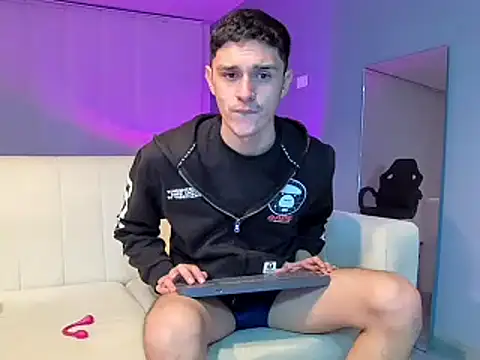 Snapshot of bastia_noooo chatting on 28, 12, 2024 bastia noooo online show from 28, 12, 2024