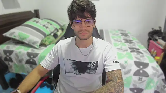 justin stark7 online show from 5, 3, 2025