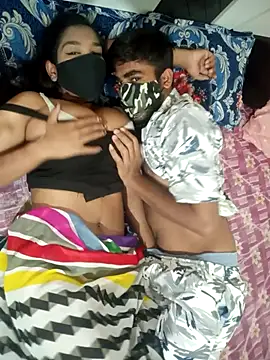 Snapshot of hottiess69 chatting on 25, 2, 2026 hottiess69 online show from 25, 2, 2026