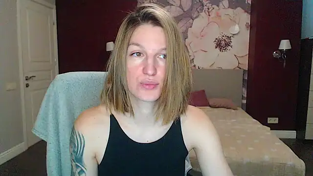 Snapshot of EmilyWalkeri chatting on 22, 1, 2025 EmilyWalkeri online show from 22, 1, 2025