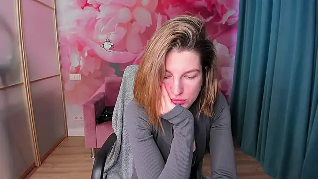 Snapshot of EmilyWalkeri chatting on 28, 1, 2025 EmilyWalkeri online show from 28, 1, 2025