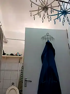 Snapshot of Rejtelmesest chatting on 3, 12, 2024 Rejtelmesest online show from 3, 12, 2024
