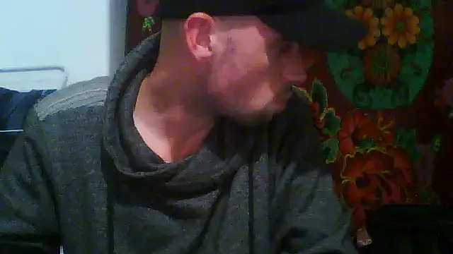 Snapshot of Rejtelmesest chatting on 1, 11, 2025 Rejtelmesest online show from 1, 11, 2025