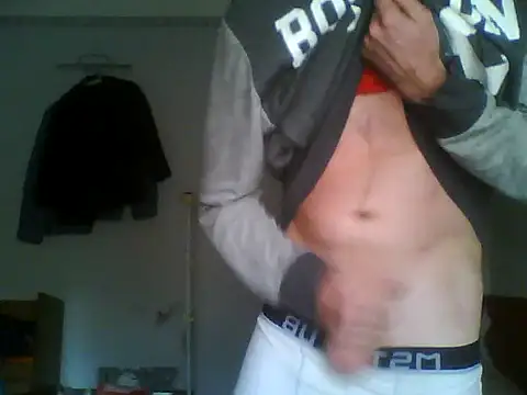 Snapshot of Rejtelmesest chatting on 8, 11, 2025 Rejtelmesest online show from 8, 11, 2025