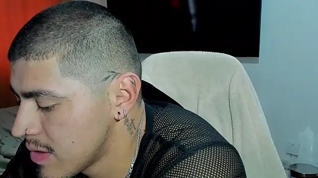 Snapshot of Baltazar_Dupont chatting on 1, 4, 2026 Baltazar Dupont online show from 1, 4, 2026