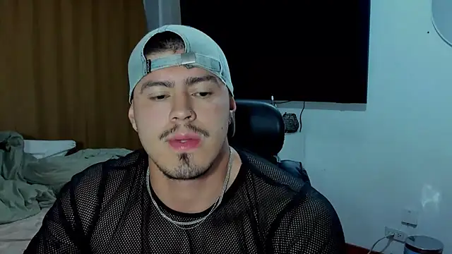 Snapshot of Baltazar_Dupont chatting on 7, 4, 2026 Baltazar Dupont online show from 7, 4, 2026