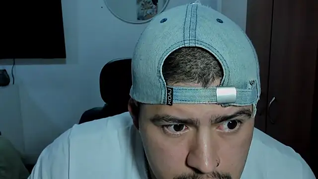 Snapshot of Baltazar_Dupont chatting on 8, 4, 2026 Baltazar Dupont online show from 8, 4, 2026