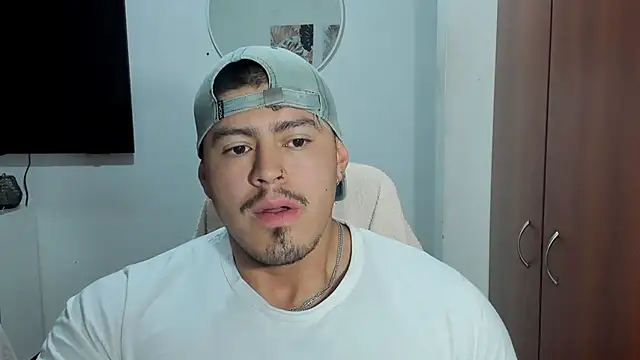 Snapshot of Baltazar_Dupont chatting on 10, 4, 2026 Baltazar Dupont online show from 10, 4, 2026