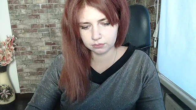 Lizzy Love online show from 4, 12, 2024