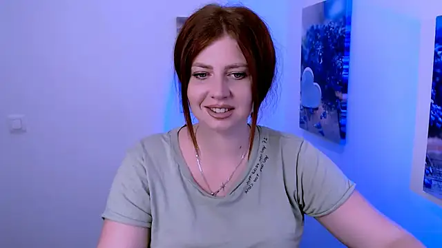 Snapshot of Lizzy_Love chatting on 30, 9, 2025 Lizzy Love online show from 30, 9, 2025