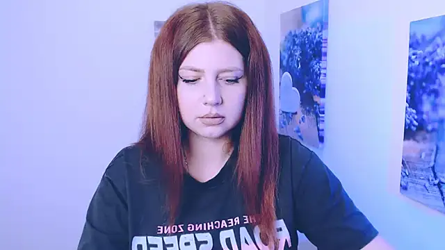 Snapshot of Lizzy_Love chatting on 25, 10, 2025 Lizzy Love online show from 25, 10, 2025