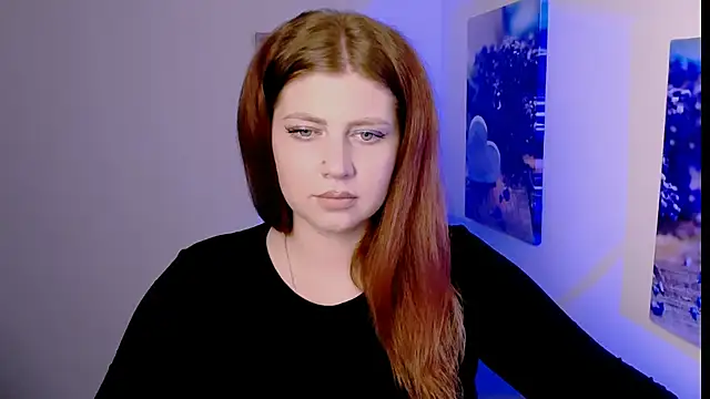 Snapshot of Lizzy_Love chatting on 23, 11, 2025 Lizzy Love online show from 23, 11, 2025