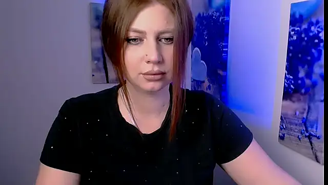 Snapshot of Lizzy_Love chatting on 11, 2, 2026 Lizzy Love online show from 11, 2, 2026