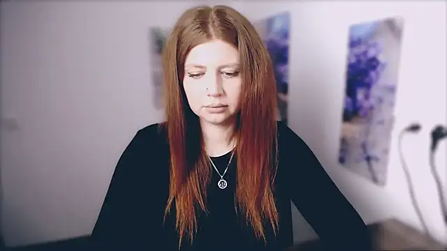 Lizzy Love online show from 7, 4, 2026