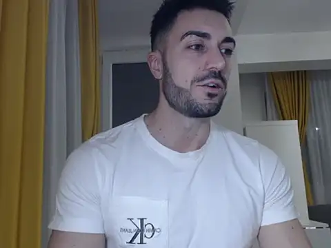 Snapshot of GoldenMark chatting on 26, 1, 2025 GoldenMark online show from 26, 1, 2025