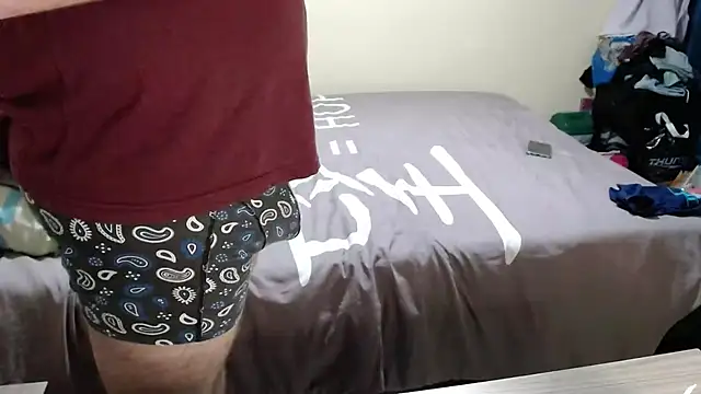 Snapshot of CrazyFrench2 chatting on 13, 2, 2025 CrazyFrench2 online show from 13, 2, 2025