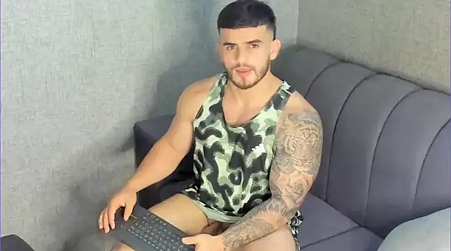 Ricardogo19 online show from 31, 12, 2024