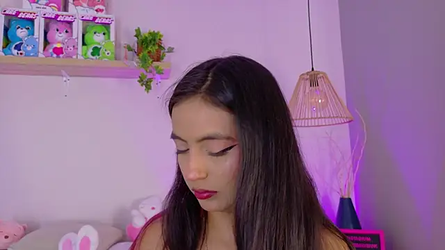 Snapshot of emily_bank chatting on 23, 5, 2026 emily bank online show from 23, 5, 2026