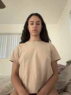 brookehoneynina online show from 30, 1, 2025