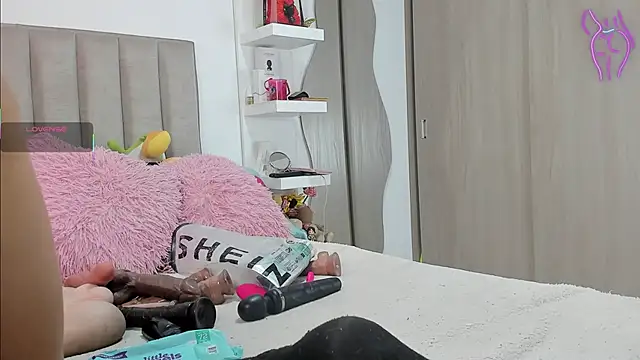 Queen Antonella Oficial online show from 13, 9, 2025