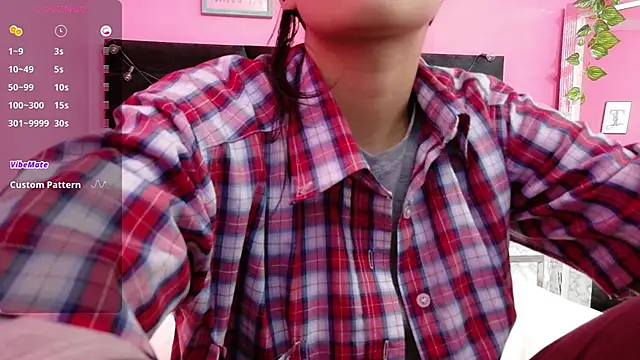 yourcuteneighbourr online show from 10, 9, 2025