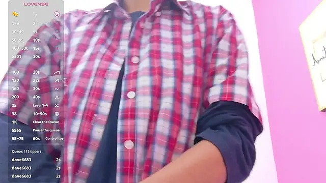 Snapshot of yourcuteneighbourr chatting on 6, 3, 2026 yourcuteneighbourr online show from 6, 3, 2026