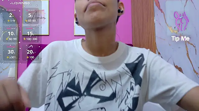 Snapshot of yourcuteneighbourr chatting on 7, 4, 2026 yourcuteneighbourr online show from 7, 4, 2026