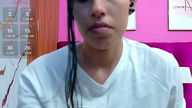 yourcuteneighbourr online show from 20, 5, 2026