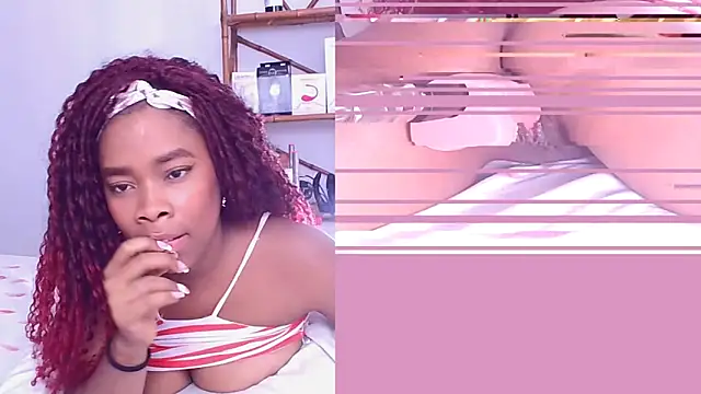 Snapshot of Sophia_Lovers01 chatting on 5, 1, 2025 Sophia Lovers01 online show from 5, 1, 2025