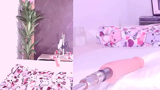 Snapshot of Sophia_Lovers01 chatting on 16, 10, 2025 Sophia Lovers01 online show from 16, 10, 2025