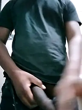 Snapshot of bigvendadick chatting on 5, 3, 2025 bigvendadick online show from 5, 3, 2025