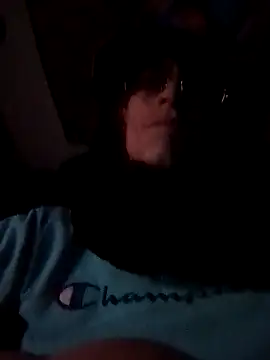 gurlnips online show from 30, 1, 2025
