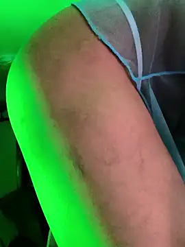 gurlnips online show from 24, 2, 2026