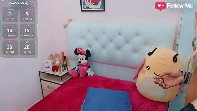 Snapshot of alexa-xxx- chatting on 4, 10, 2025 alexa-xxx- online show from 4, 10, 2025